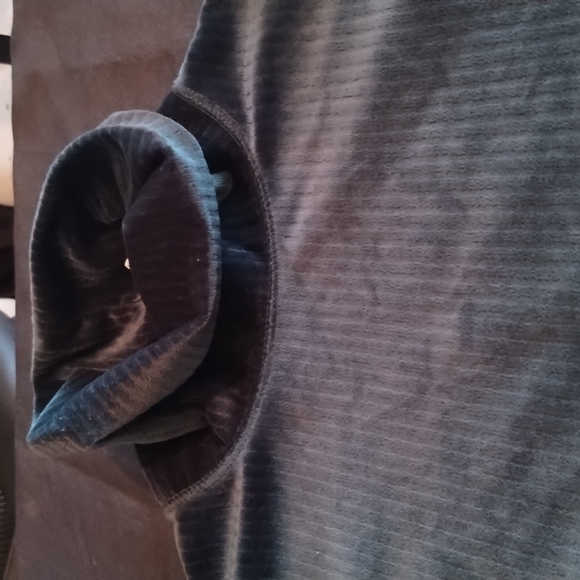 SJB Sport Woman's turtle neck long sleeve Shirt ribbed Small/petite Green - Picture 10 of 12